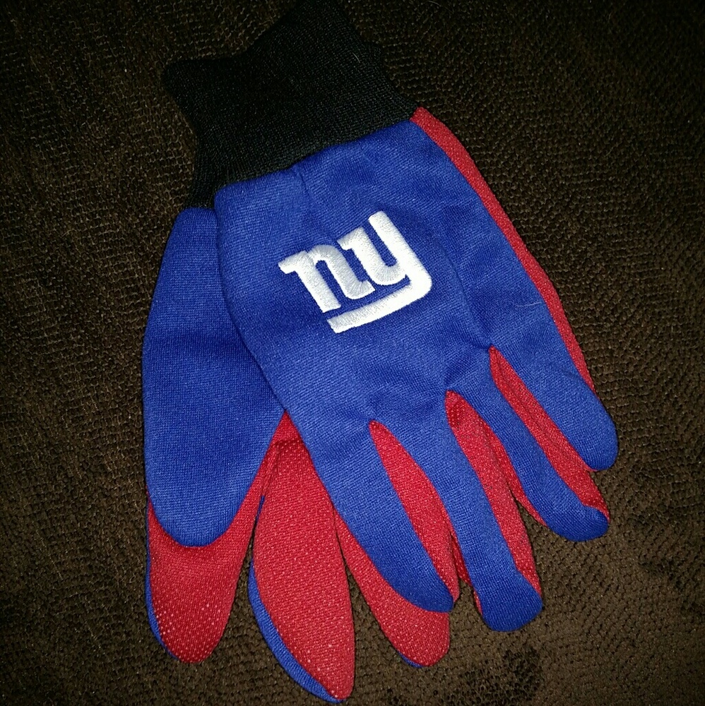 NWOT NY Giants gloves